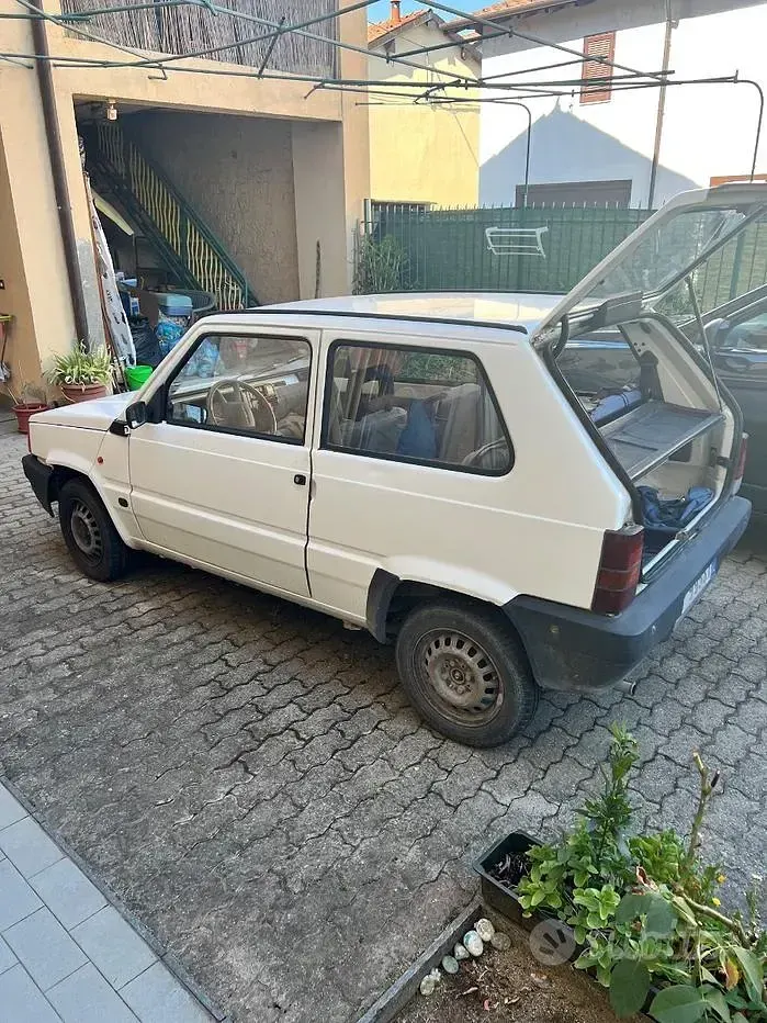 Usata Fiat Panda Young 39 CV (28 kW) 2001 Bianco Berlina