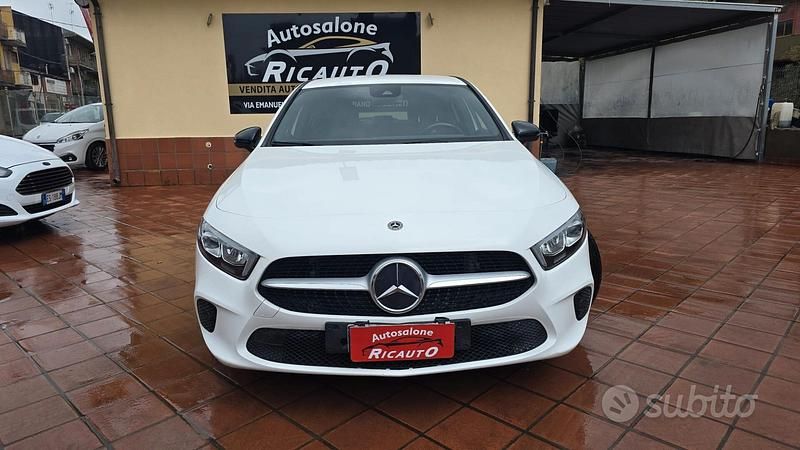 Usata Mercedes A180 116 CV (85 kW) 2019 Bianco Berlina