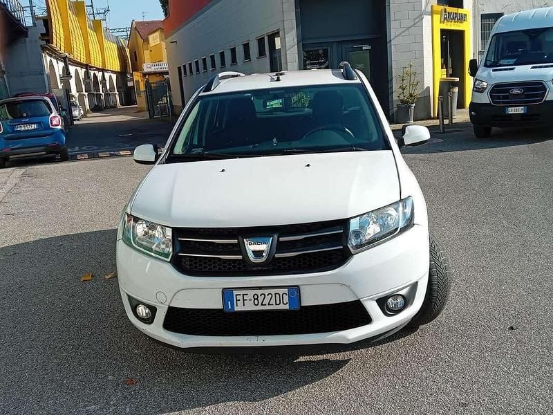 Usata Dacia Logan Ambiance 90 CV (66 kW) 2016 Bianco Station wagon
