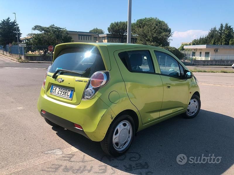Begagnad Chevrolet Spark LS 68 HK (50 kW) 2011 Halvkombi