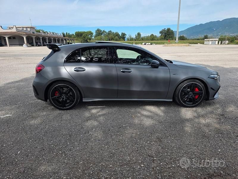 Usata Mercedes A35 AMG Premium 306 CV (225 kW) 2024 Grigio Berlina