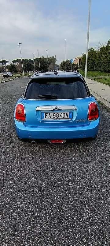 Usata Mini Cooper D 116 CV (85 kW) 2015 Blu/azzurro Utilitaria