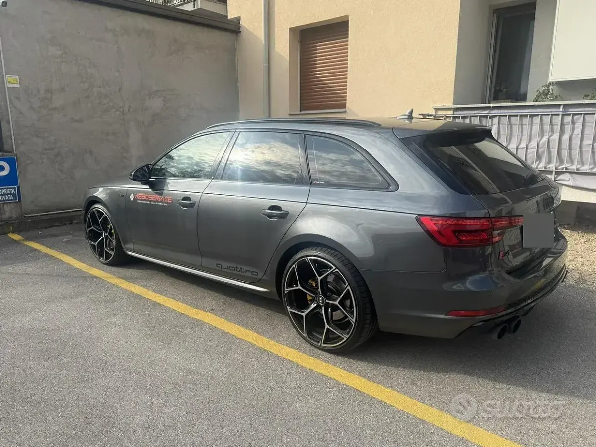 Usata Audi A4 S-Line 190 CV (139 kW) 2016 Grigio Station wagon