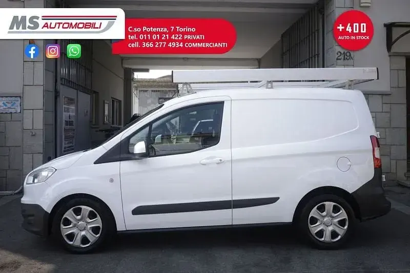 Usata Ford Transit Courier Trend 76 CV (55 kW) 2017 Bianco Furgone