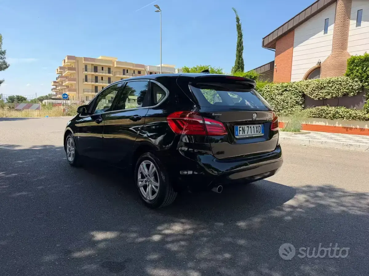 Usata BMW 216 Active Tourer Luxury Line 116 CV (85 kW) 2018 Bluazzurro Monovolume