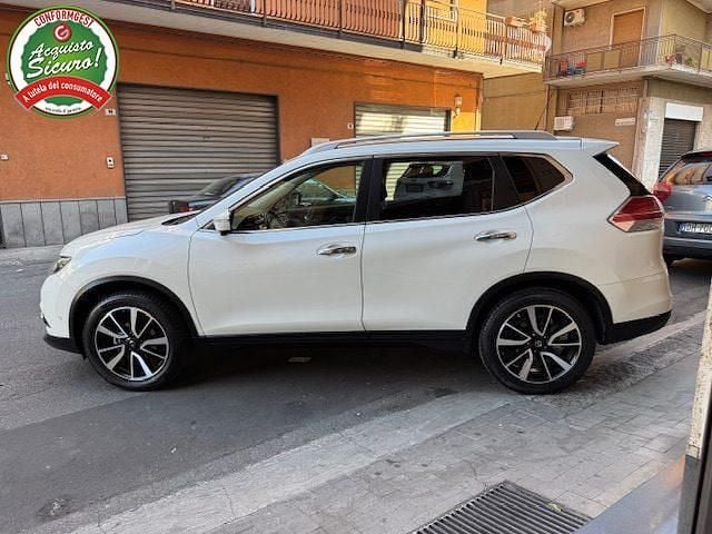 Usata Nissan X-Trail Tekna 131 CV (96 kW) 2015 Bianco SUV