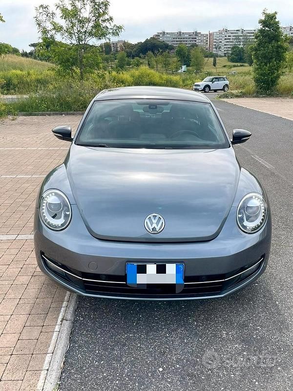 Grigio Usata 2012 VW Maggiolino Cabrio | 10.500 € - Immagine 1/4