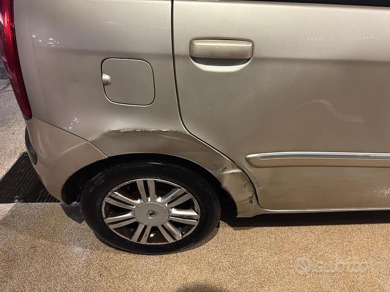 Usata Lancia Musa 90 CV (66 kW) 2006 Monovolume