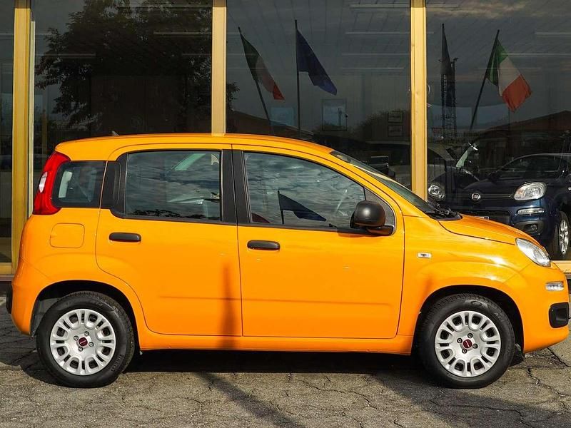 Usata Fiat Panda Easy 69 CV (50 kW) 2021 Arancione Utilitaria