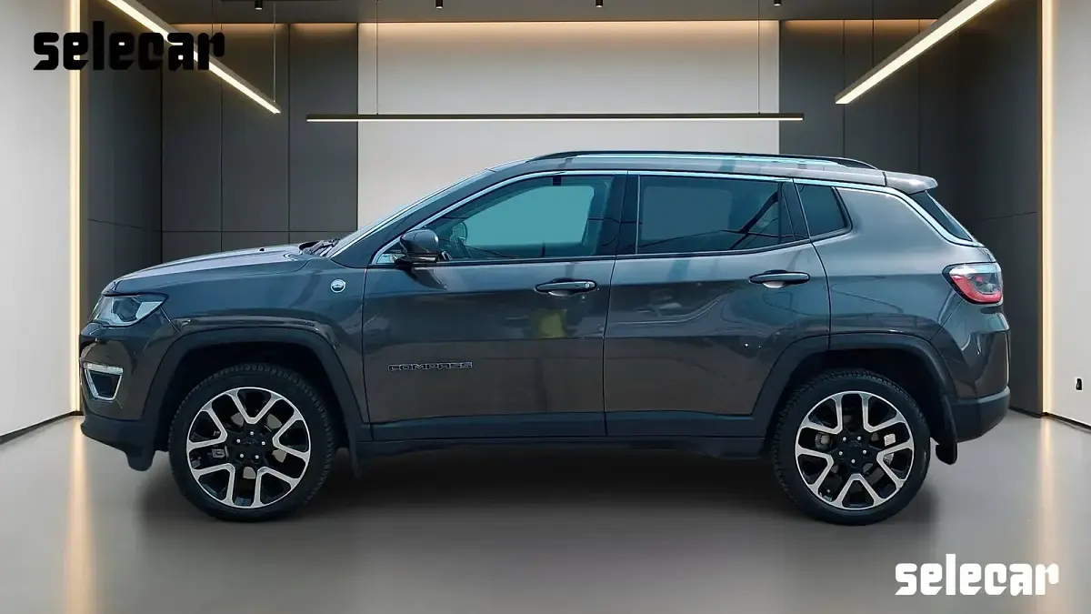 Usata Jeep Compass Opening Edition 140 CV (102 kW) 2017 Grigio metallizzato scuro SUV