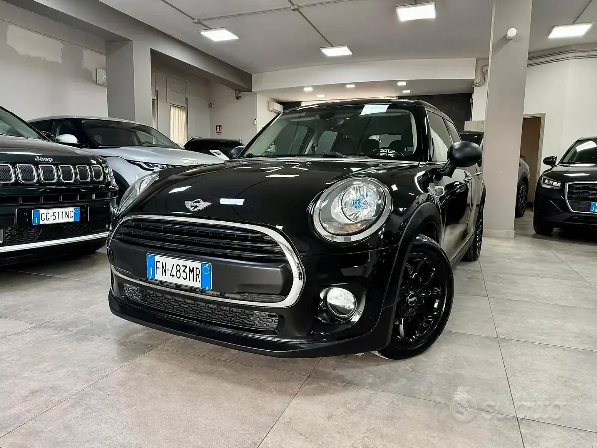 Usata Mini One D 95 CV (69 kW) 2018 Nero Utilitaria
