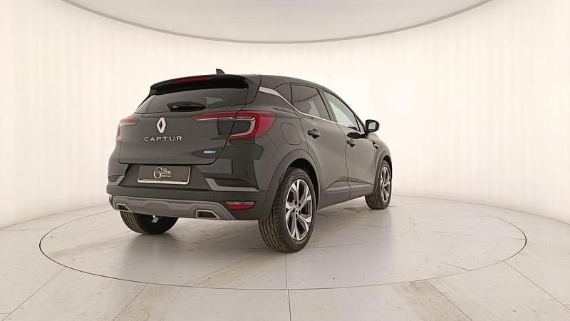 Usata Renault Captur Evolution 94 CV (69 kW) 2022 Nero SUV