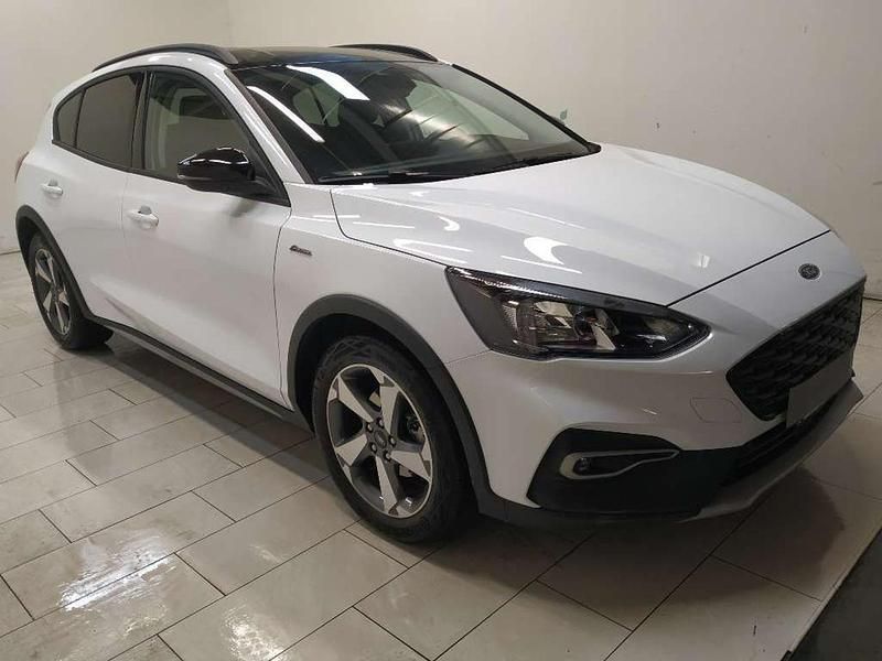 Usata Ford Focus ST-Line 125 CV (91 kW) 2021 Bianco Berlina