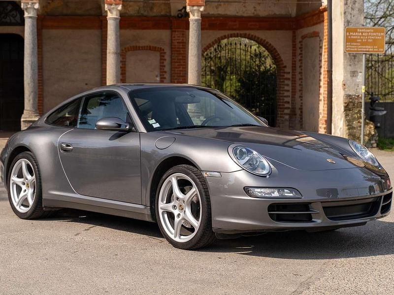 Usata Porsche 997 325 CV (239 kW) 2007 Seal grey metallic Coupé