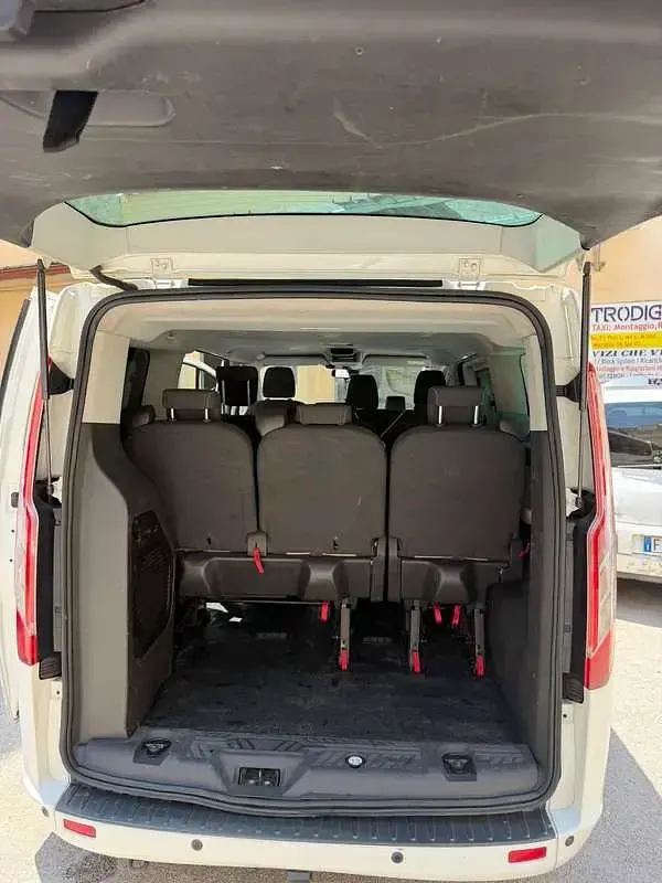 Usata Ford Tourneo Custom 131 CV (96 kW) 2015 Furgone