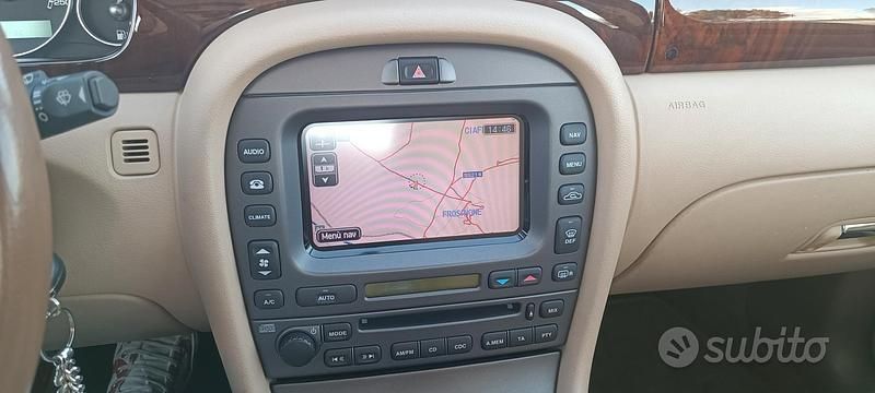 Usata Jaguar X-type Executive 145 CV (106 kW) 2007 Grigio Berlina