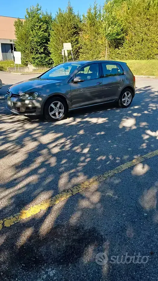 Usata VW Golf VII 85 CV (62 kW) 2015 Grigio Berlina