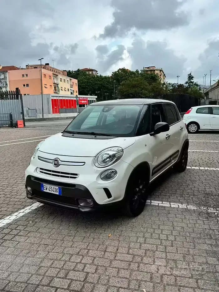 Usata Fiat 500L Trekking 85 CV (62 kW) 2014 Bianco Monovolume