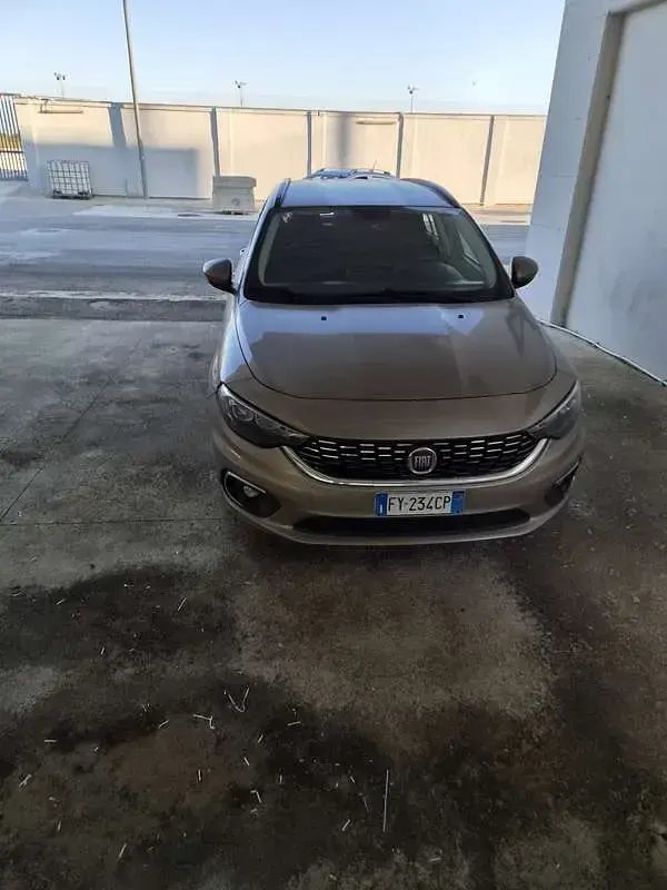 Usata Fiat Tipo Lounge 120 CV (88 kW) 2019 Station wagon