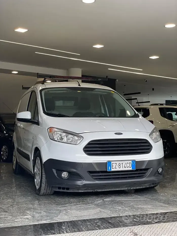 Usata Ford Transit Courier 76 CV (55 kW) 2015 Bianco Furgone