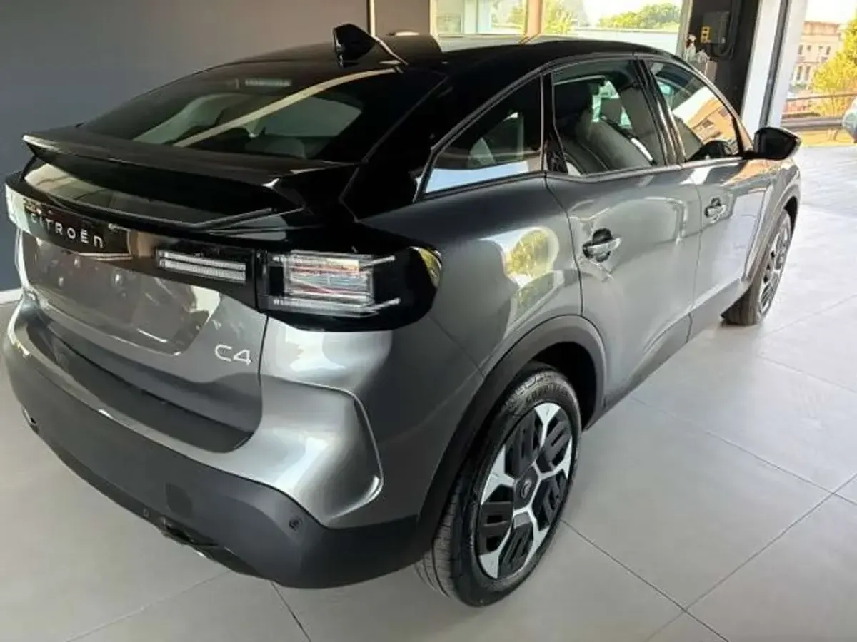 Nuova Citroën C4 131 CV (96 kW) 2025 Grigio SUV