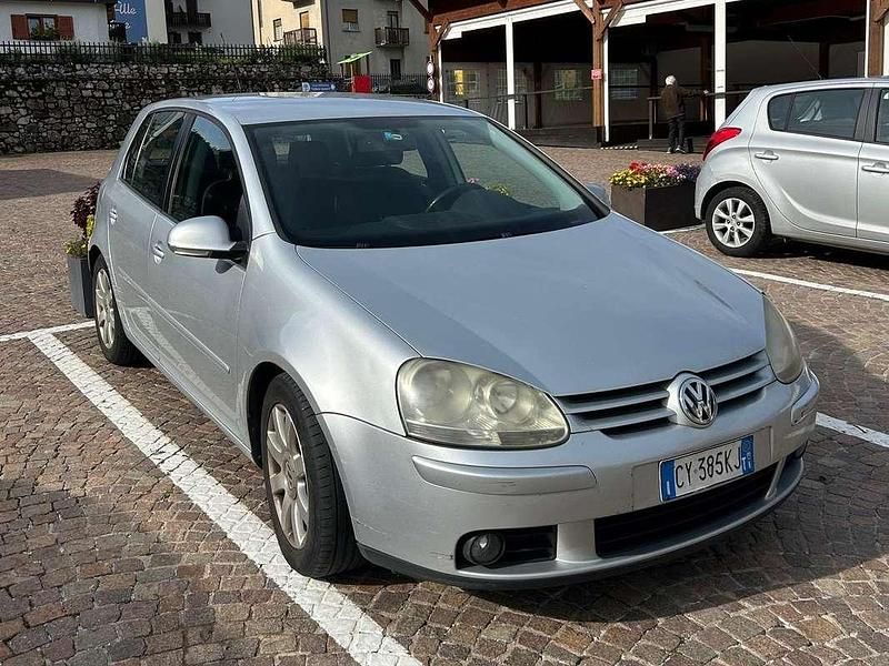 Usata VW Golf IV Sportline 140 CV (102 kW) 2005 Grigio Berlina