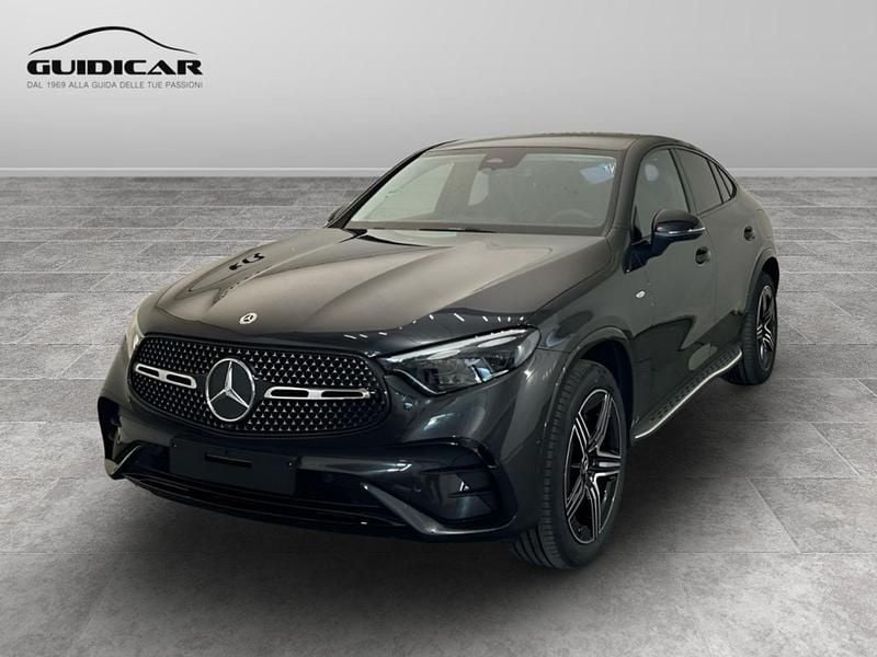 Nuova Mercedes GLC300 Advanced 197 CV (144 kW) 2025 Grigio Coupé