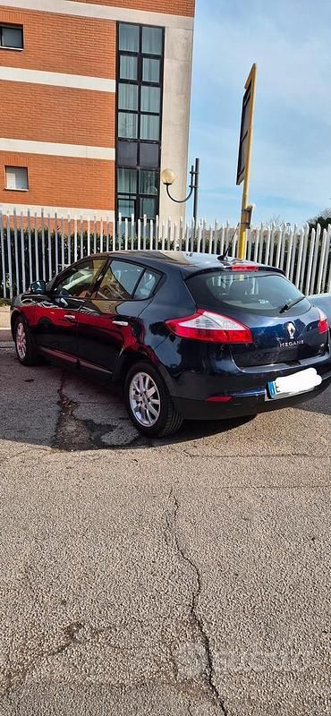 Usata Renault Mégane 2010 Blu Berlina