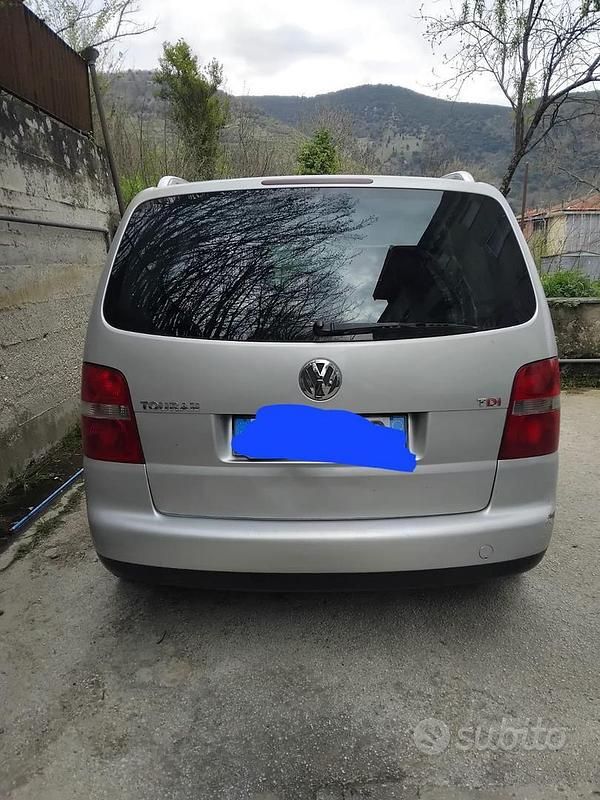 Usata VW Touran 105 CV (77 kW) 2003 Grigio Monovolume
