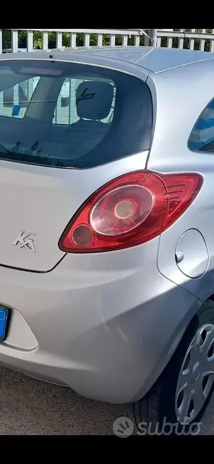 Usata Ford Ka 69 CV (50 kW) 2014 Grigio Berlina