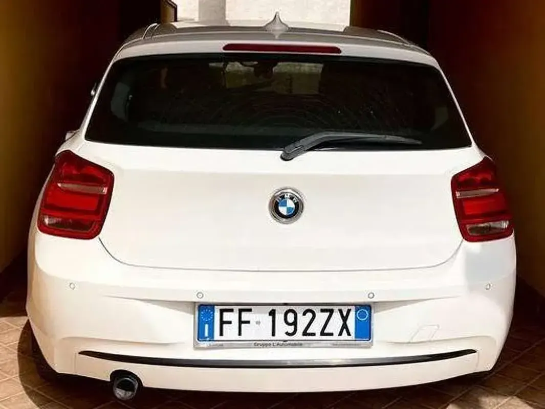 Usata BMW 118 Sport Line 143 CV (105 kW) 2014 Utilitaria