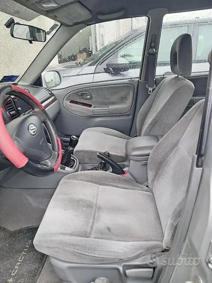 Usata Suzuki Grand Vitara 109 CV (80 kW) 2010 Grigio SUV