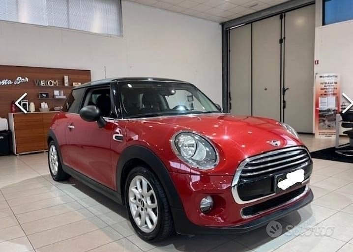 Usata 2016 Mini Cooper Due volumi | 9900 € (Buon prezzo) - Immagine 1/4