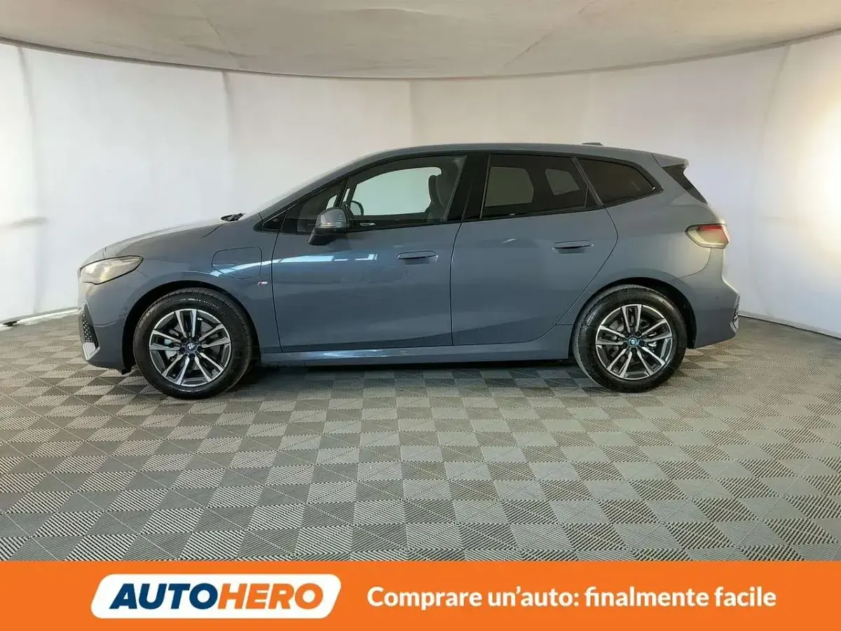 Usata BMW 225 Active Tourer M Sport 245 CV (180 kW) 2024 Blu/azzurro Monovolume