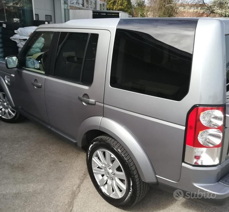 Usata Land Rover Discovery 4 HSE 255 CV (187 kW) 2011 Grigio SUV
