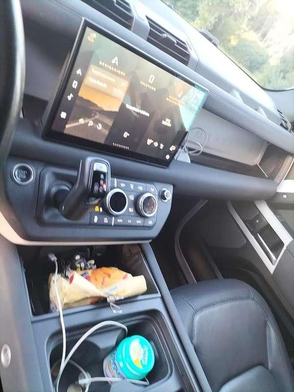 Usata Land Rover Defender 200 CV (147 kW) 2022 SUV