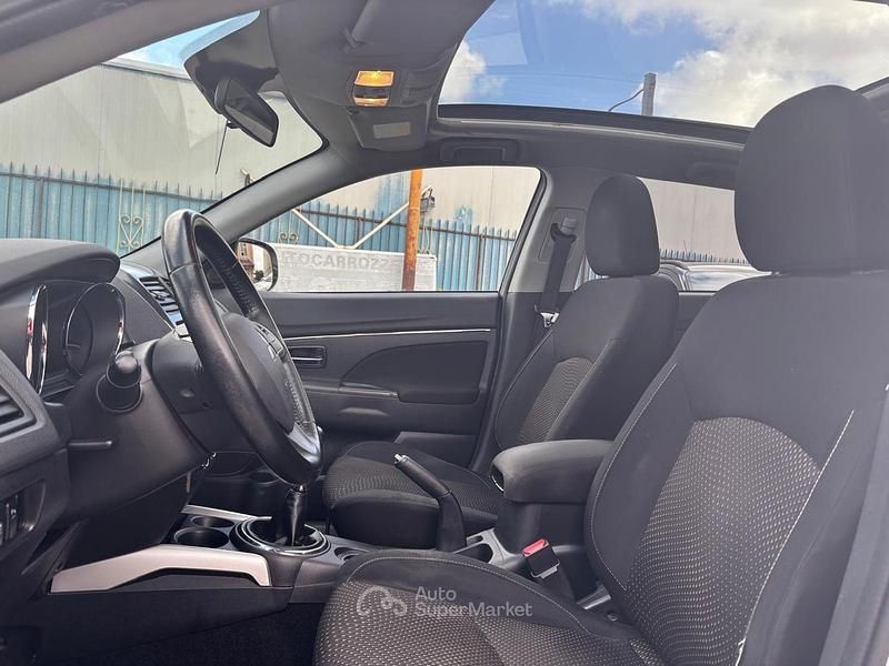 Begagnad Mitsubishi ASX 116 HK (85 kW) 2013 Vit SUV