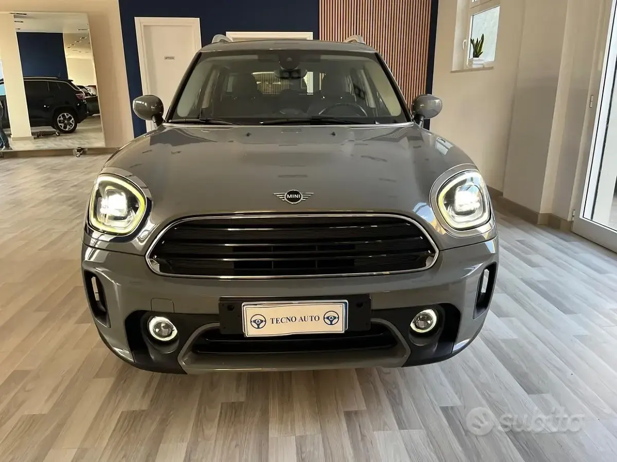 Usata Mini Countryman Business 116 CV (85 kW) 2021 Grigio SUV