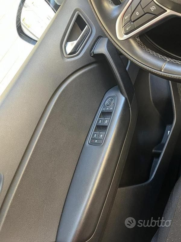 Usata Renault Captur 2020 Blu SUV