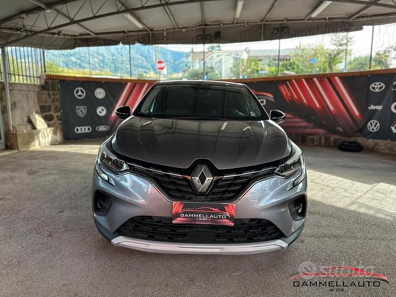 Grigio Usata 2020 Renault Captur Business SUV | 14.490 € (Buon prezzo) - Immagine 1/4