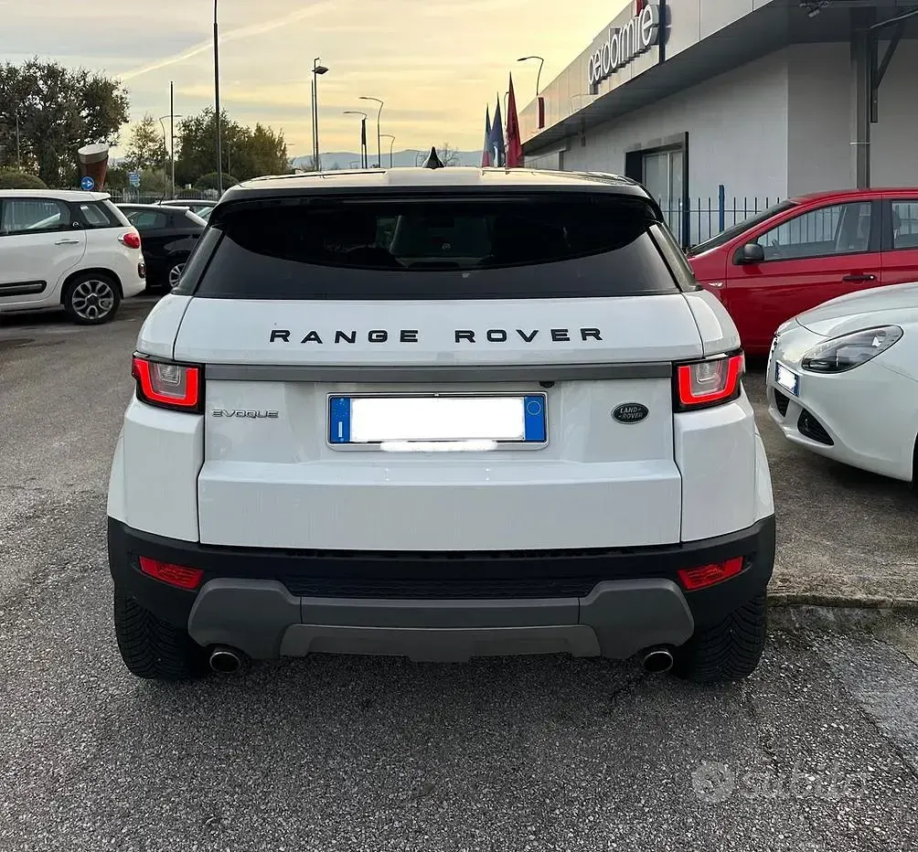 Usata Land Rover Range Rover evoque SE 150 CV (110 kW) 2017 Bianco Station wagon