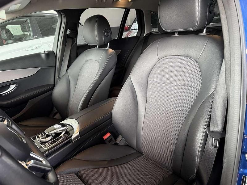 Usata Mercedes C180 183 CV (134 kW) 2019 Blu/azzurro Station wagon