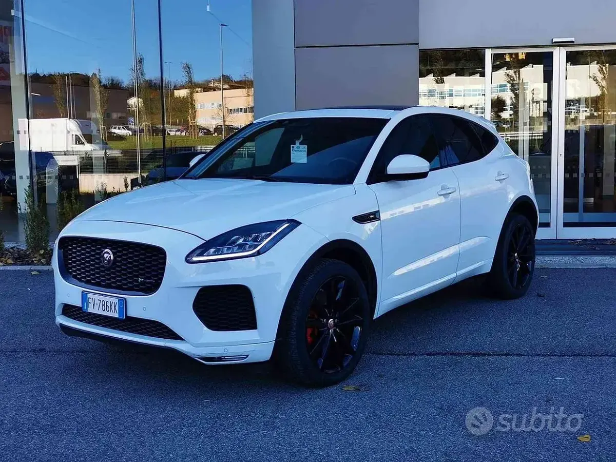 Usata Jaguar E-Pace R-Dynamic 150 CV (110 kW) 2019 Bianco SUV