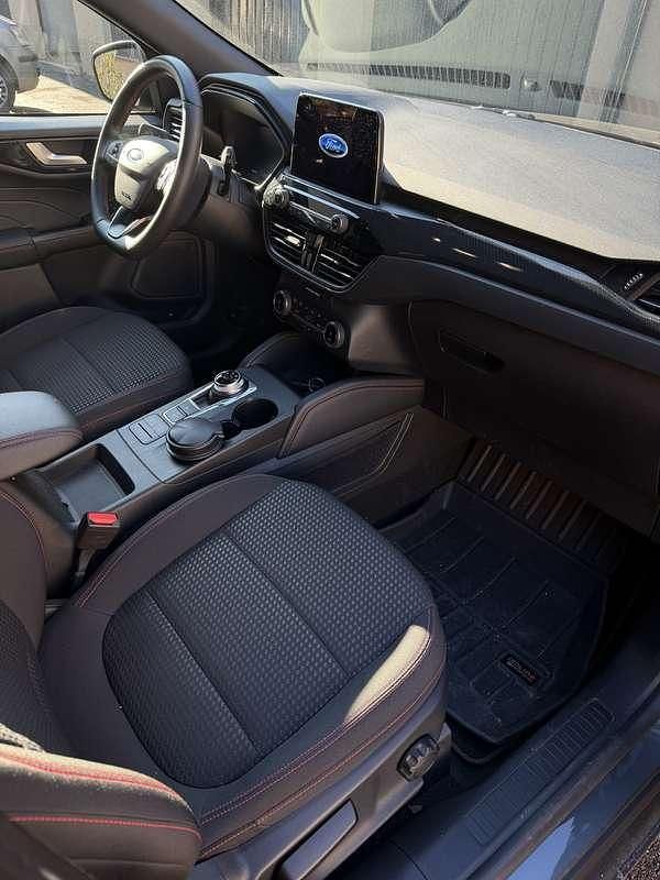 Usata Ford Kuga ST-Line 179 CV (131 kW) 2023 SUV