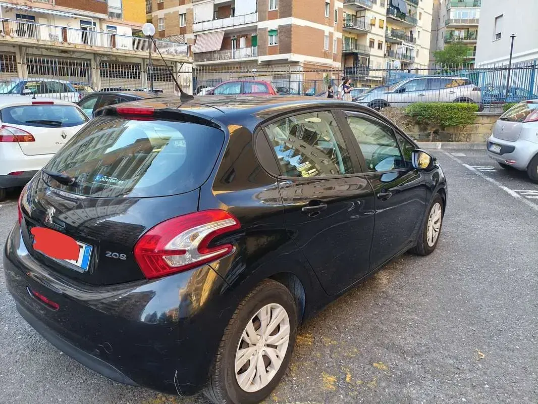 Usata Peugeot 208 Access 68 CV (50 kW) 2014 Utilitaria