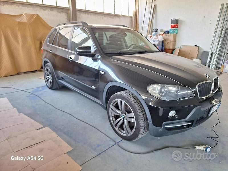 Begagnad BMW X5 235 HK (172 kW) 2008 Svart SUV