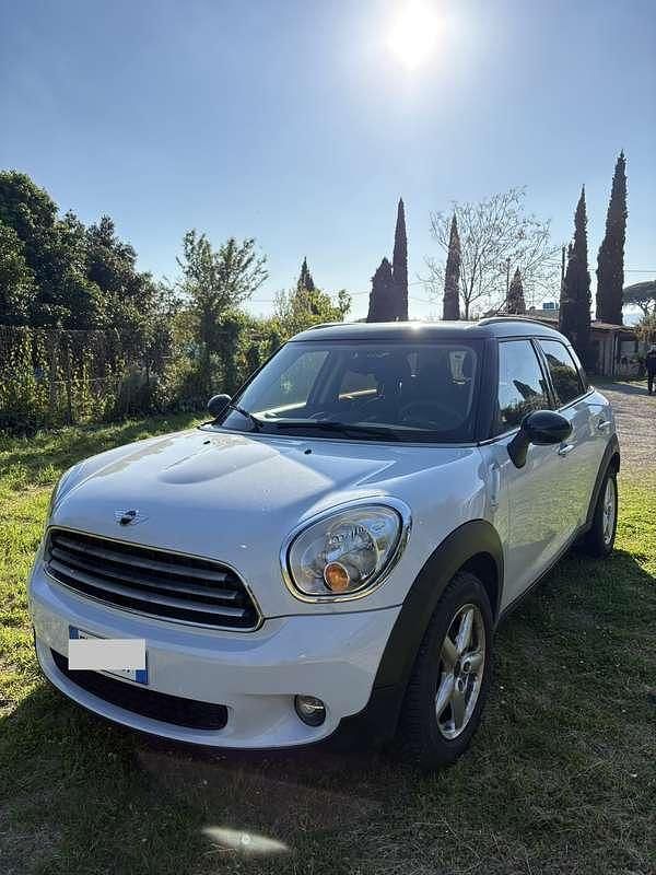 Usata Mini Cooper D 111 CV (81 kW) 2011 Utilitaria