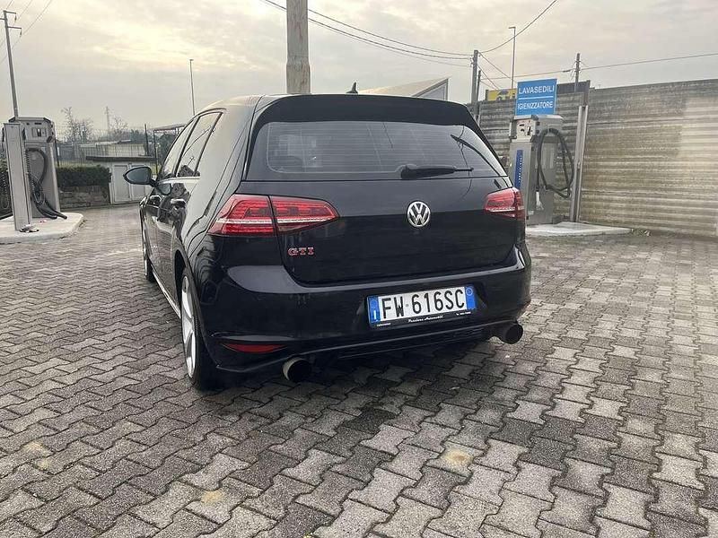 Usata VW Golf VII GTI 230 CV (169 kW) 2015 Nero Berlina