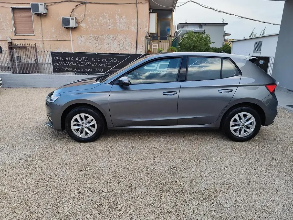 Usata Skoda Fabia Selection 80 CV (58 kW) 2024 Grigio Utilitaria