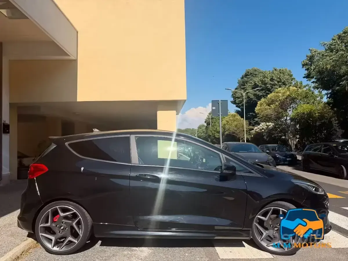 Usata Ford Fiesta ST 205 CV (150 kW) 2019 Nero Utilitaria